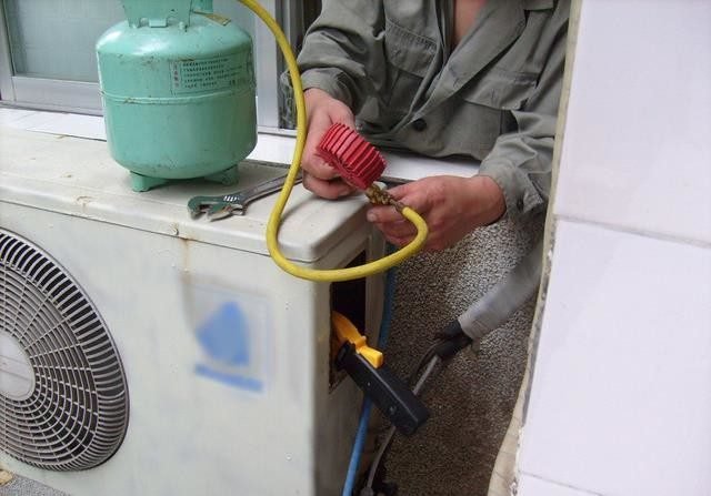 空调不制冷加氟，壁挂柜机挂机都上门
